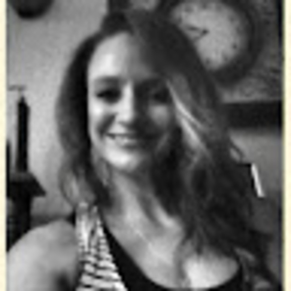 christinahern74